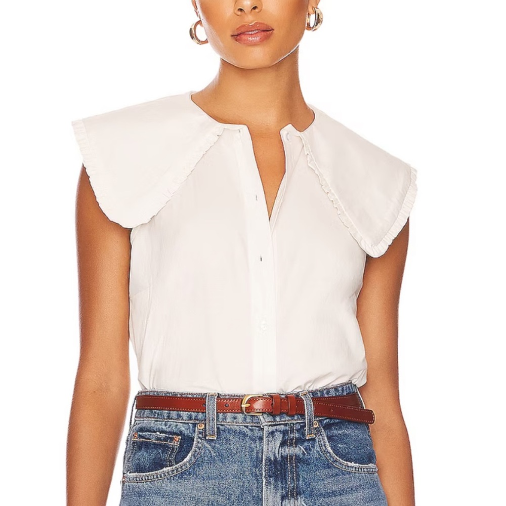 WeWoreWhat Sleeveless White Button-Down Shirt with Oversized Collar